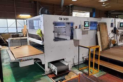 サンパック株式会社　トムソン